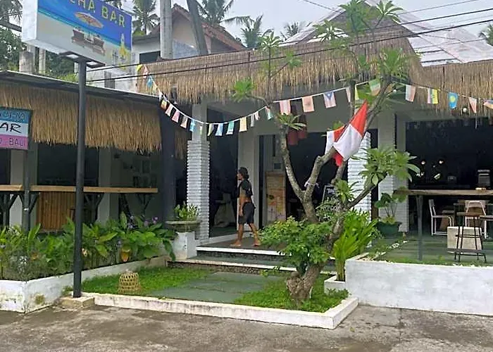 ホステル Paca's Reggae Bar & *